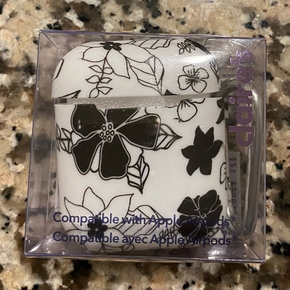 AirPod Holders Duo Mix and Match - Picture 6 of 7